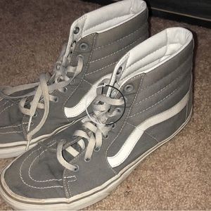 High top vans!!! Barely worn!!⭐️